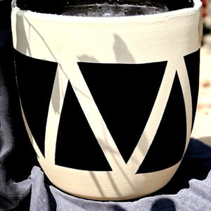 Monochrome Triangle Ceramic Pot